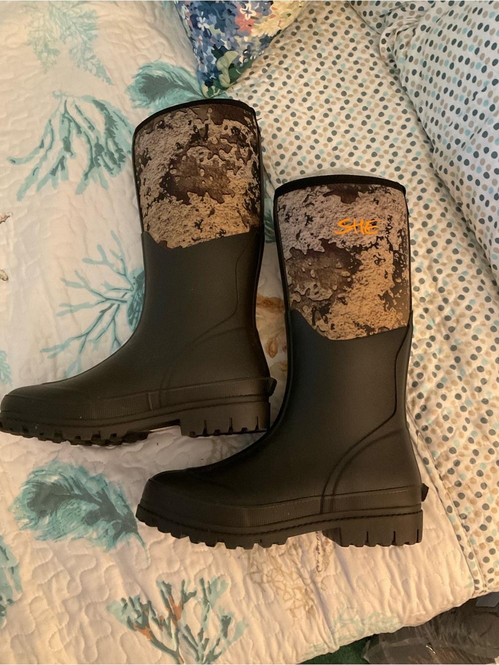 Cabela's Black Rain Boots with Brown Camo Upper